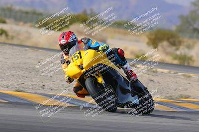 media/Dec-17-2022-SoCal Trackdays (Sat) [[224abd9271]]/Turn 7 Set 2 (1140am)/